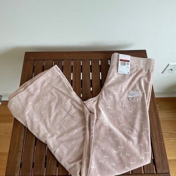 Nike Air Velour mid rise pant Size L