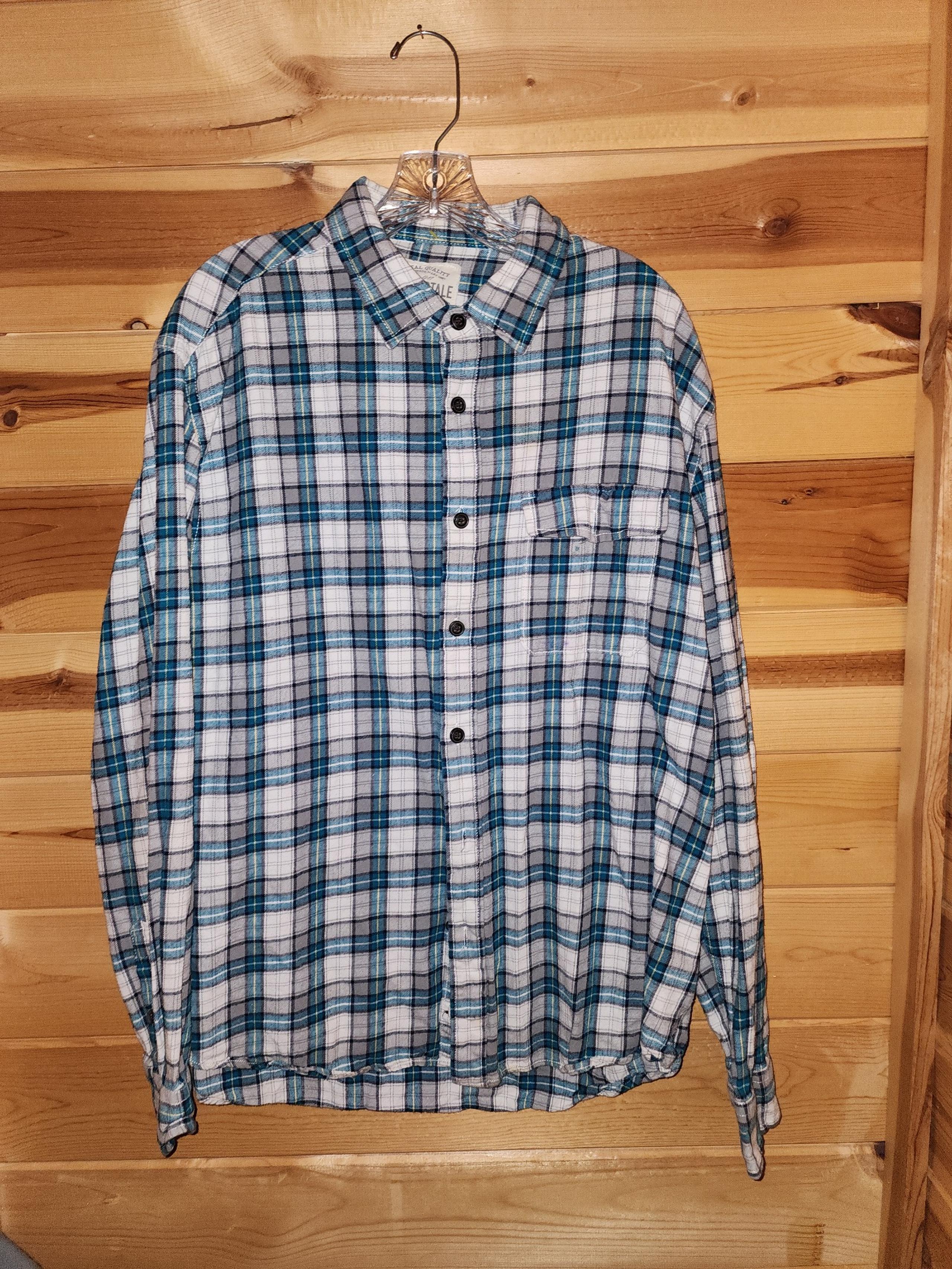 Aeropostale long sleeve flannel button up shirt, men’s size XL extra large