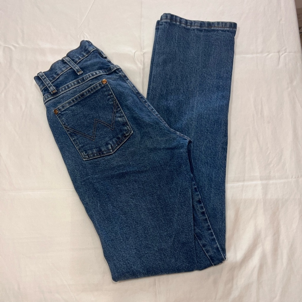 Woman’s wrangler Jeans size 5x34