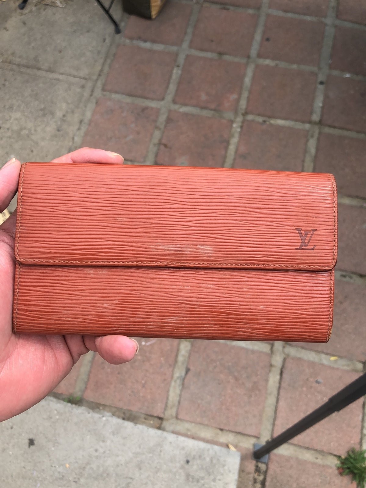 Louis Vuitton Sarah wallet