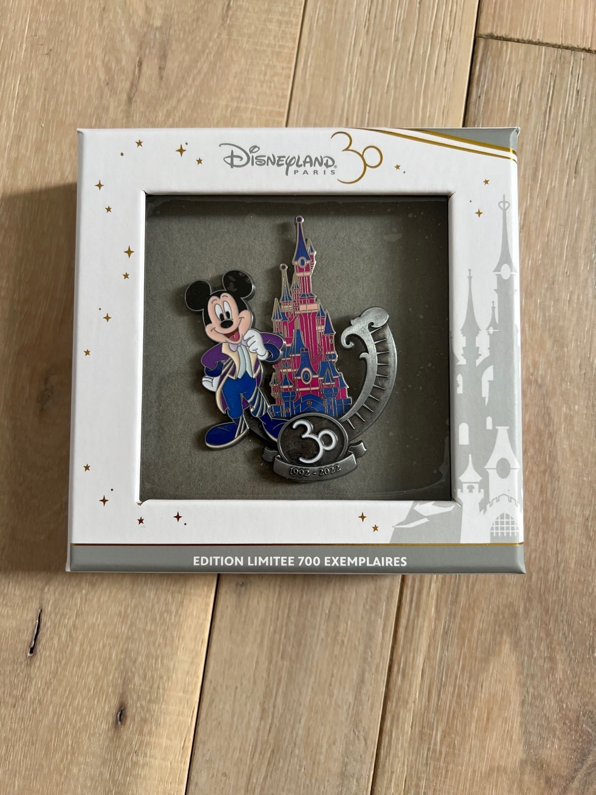 Limited edition LE 700 Disneyland Paris disney 30 Mickey Mouse pin