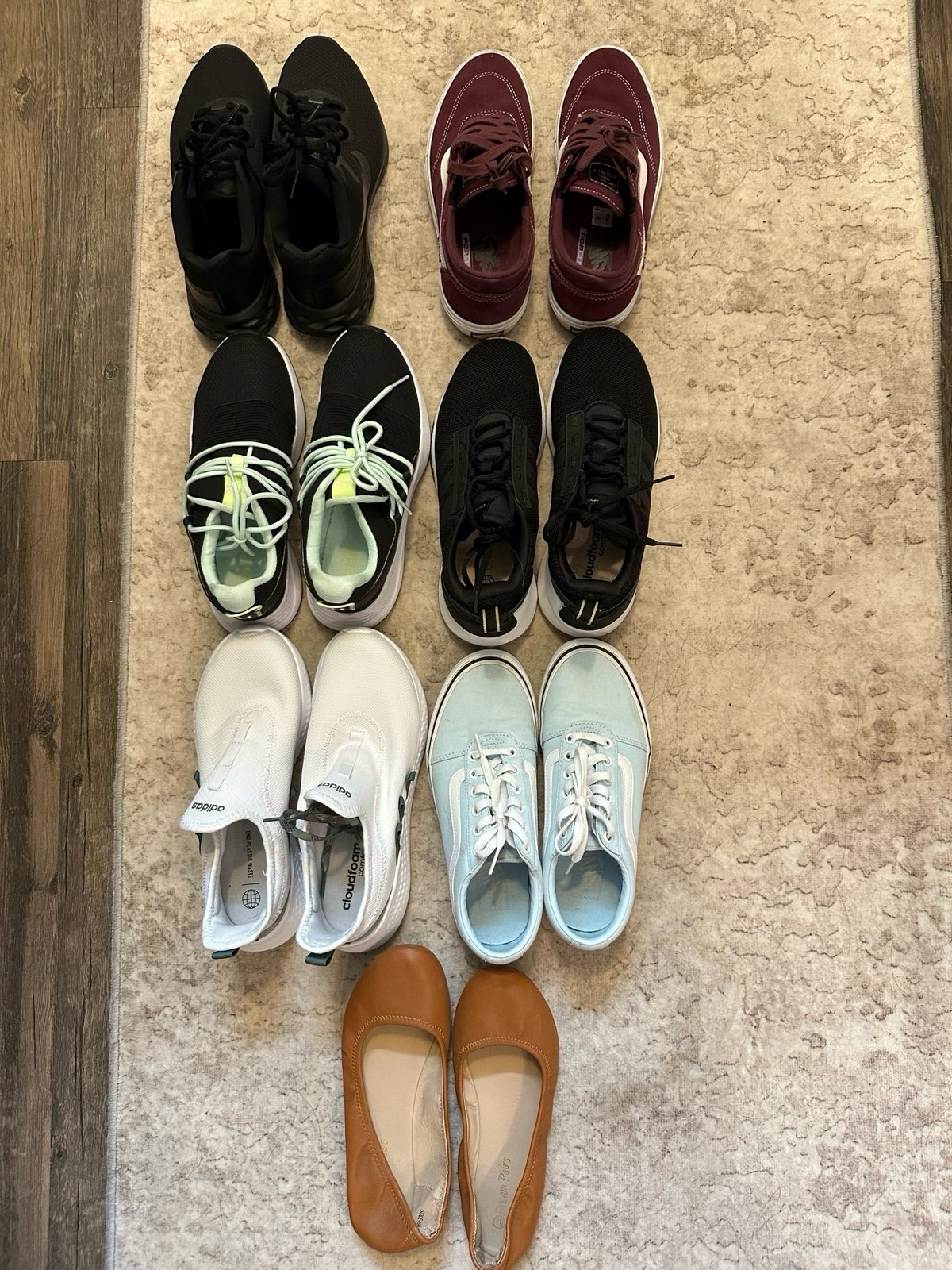 Women’s 8.5 shoes