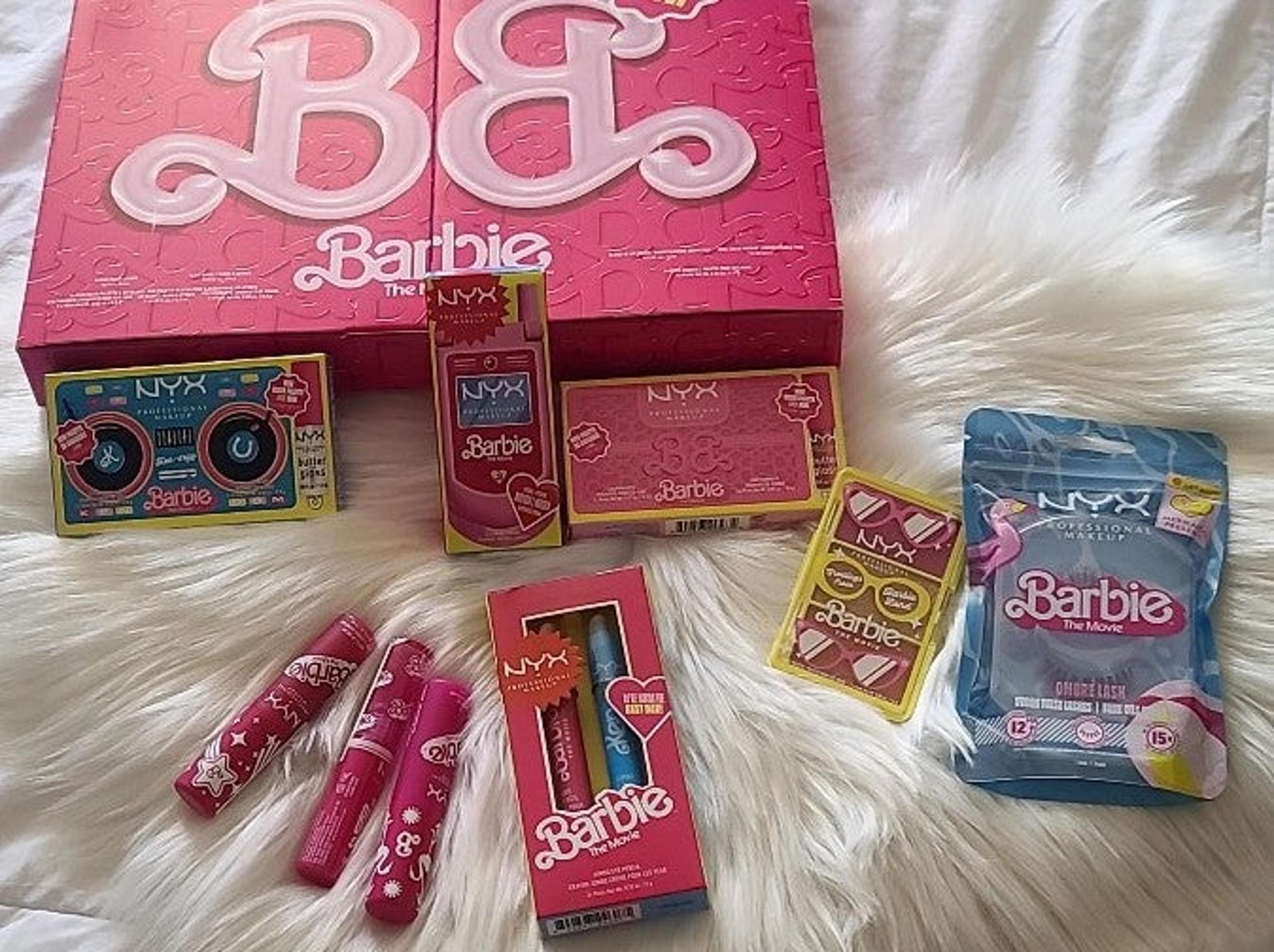 Barbie Makeup Bundle Costemics - NYX