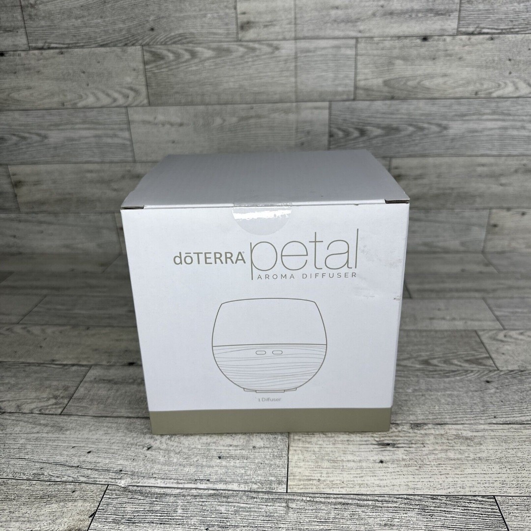 doTERRA Original Petal Aroma Oil Diffuser New In Box