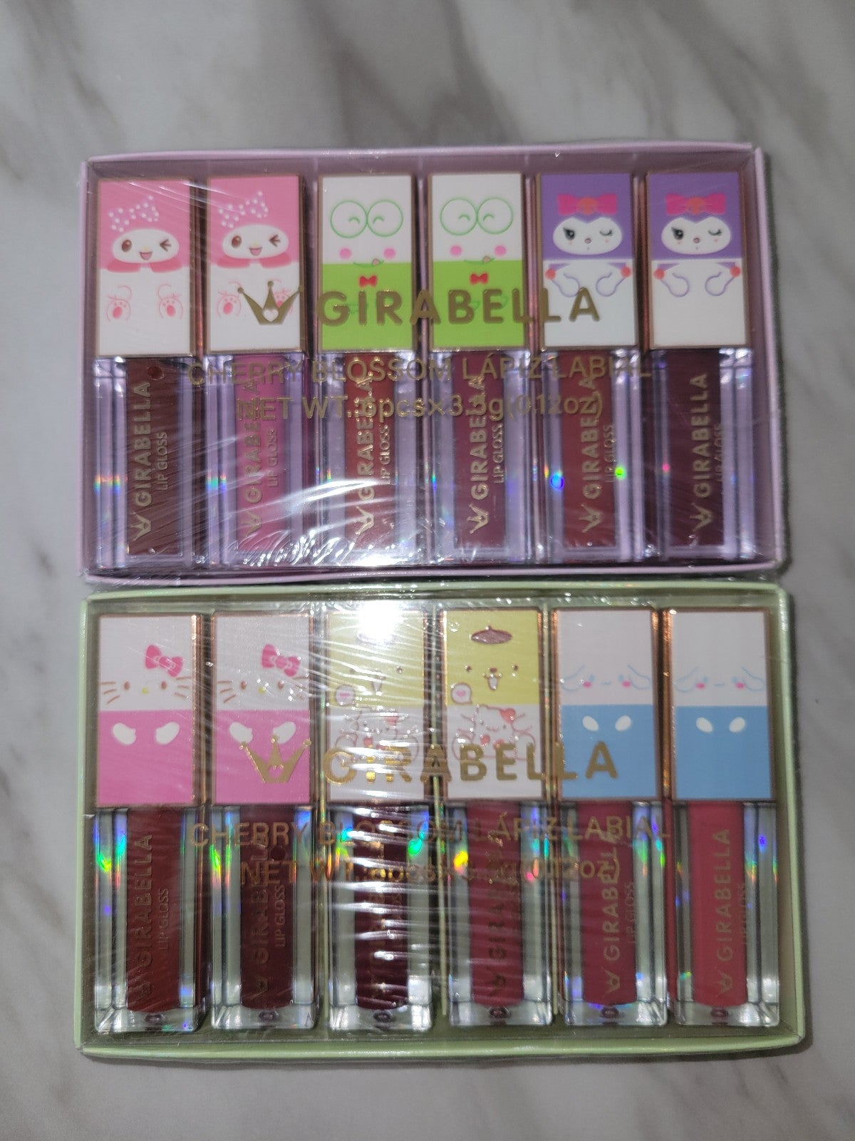 Hello Kitty and Friends matte lipsticks sets Ultramo/Girabella