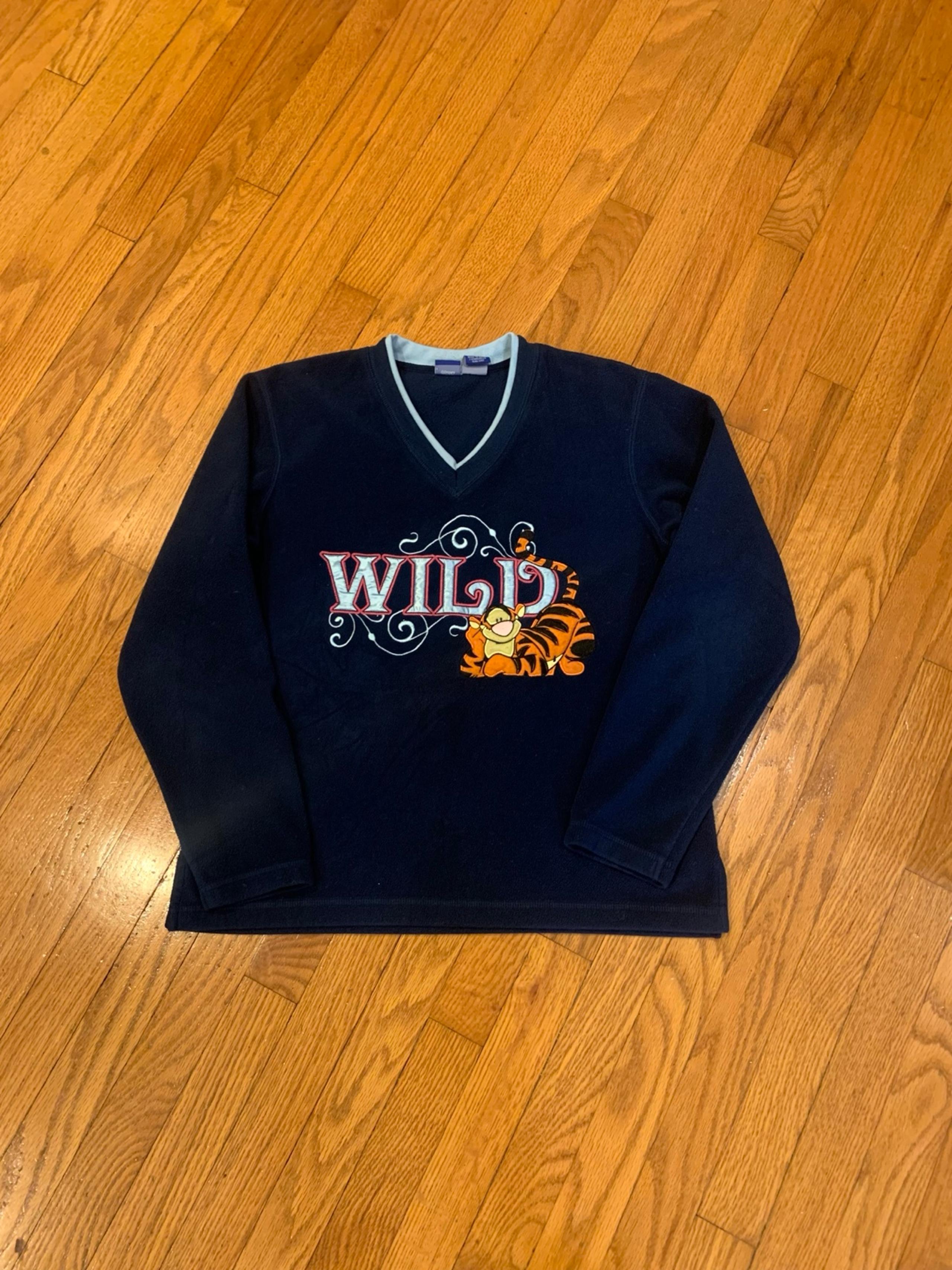 Vintage Disney Winnie the Pooh Tigger “Wild” Embroidered Fleece Pullover Sweater