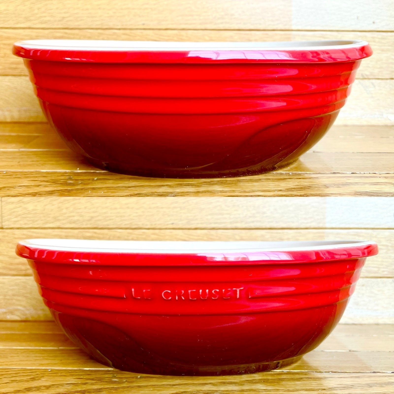 New 3.6QT LE CREUSET Oval Cerise Mixing Bowl Serving Bowl