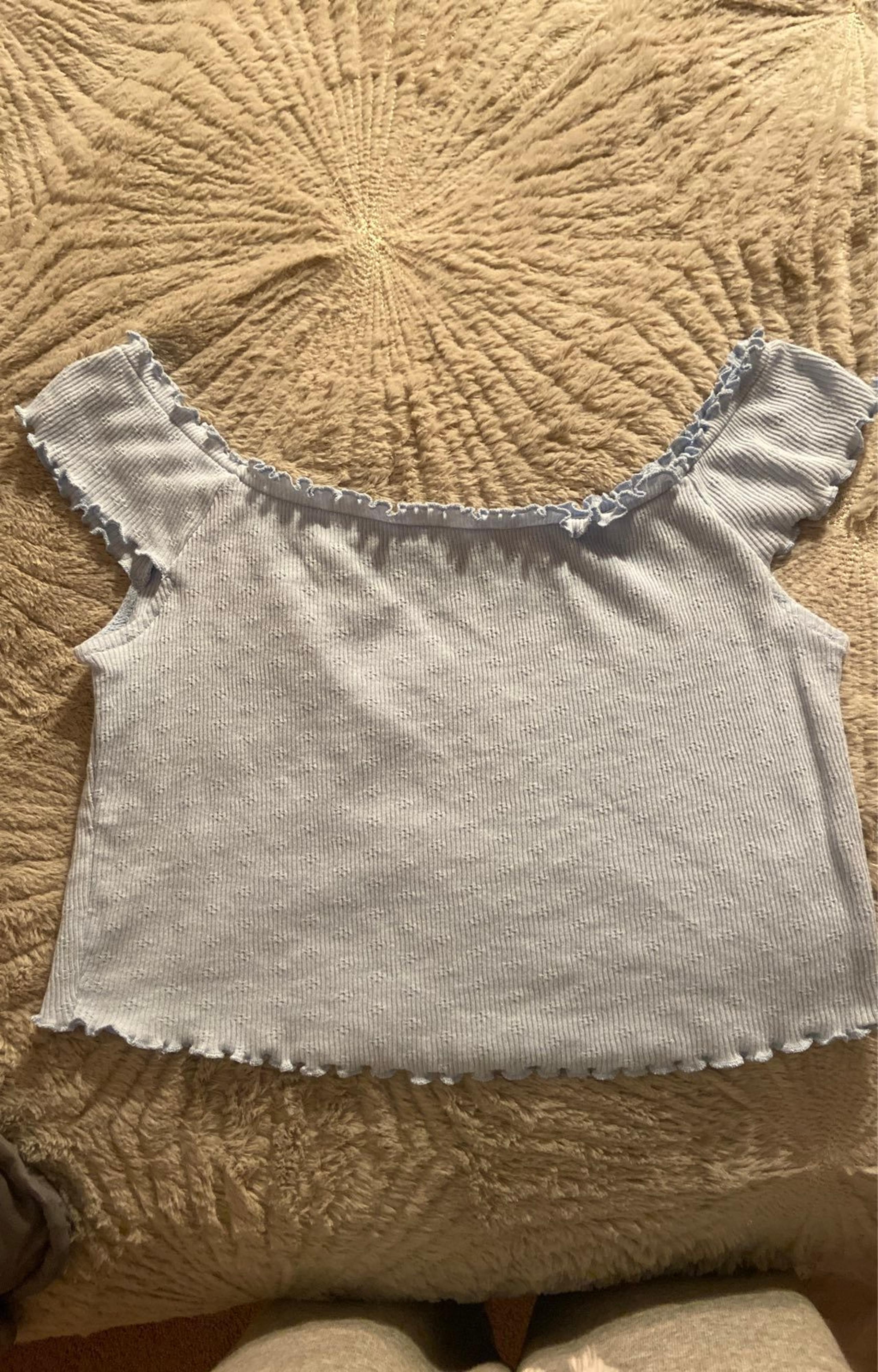 cropped tank top