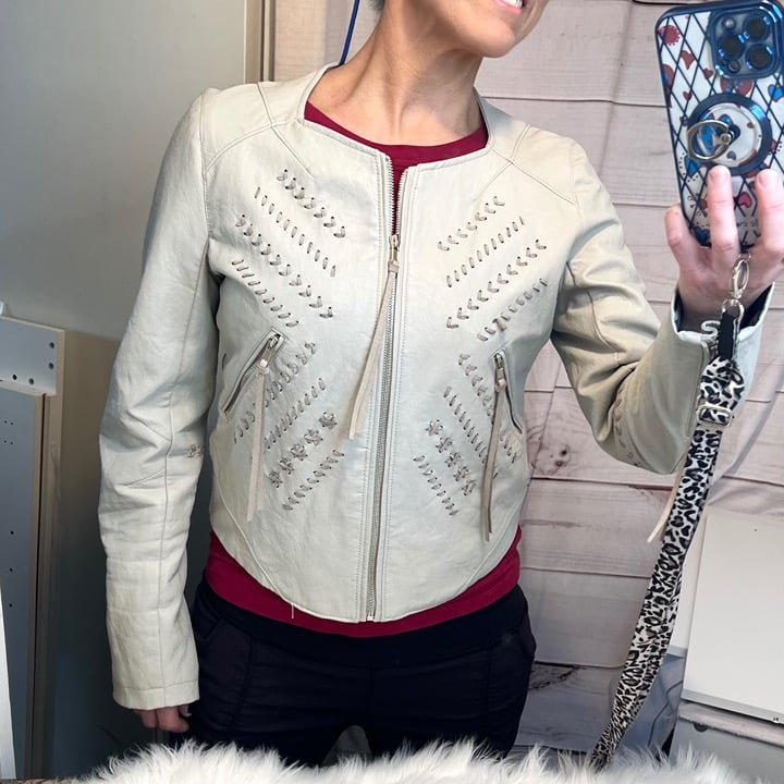 Like NEW |•[BLANKNYC]•| Tan Vegan Leather Multi Zip Moto Jacket Medium (Small)