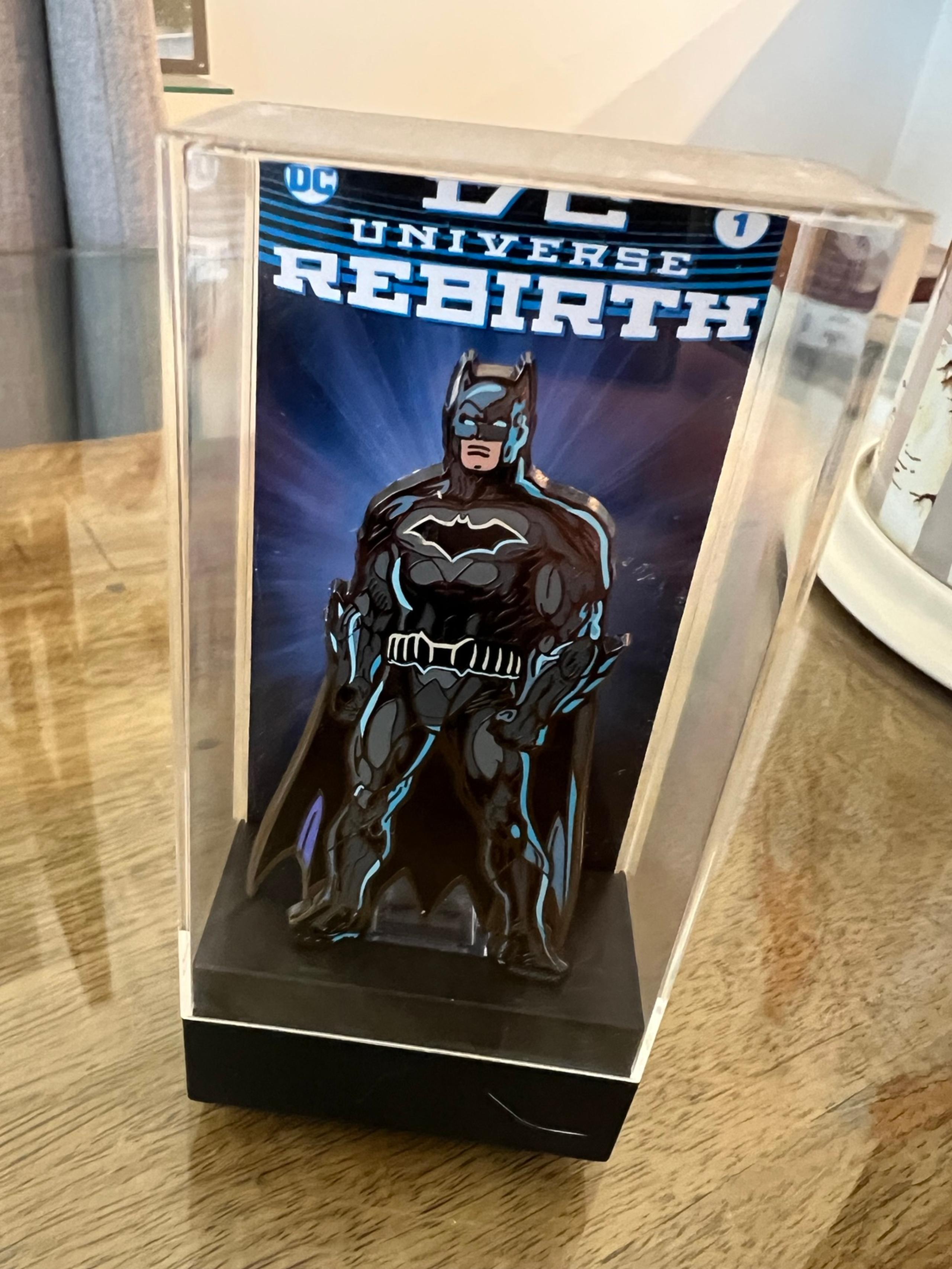 Batman DC Universe Rebirth FigPin Batman 36 Enamel Pin New
