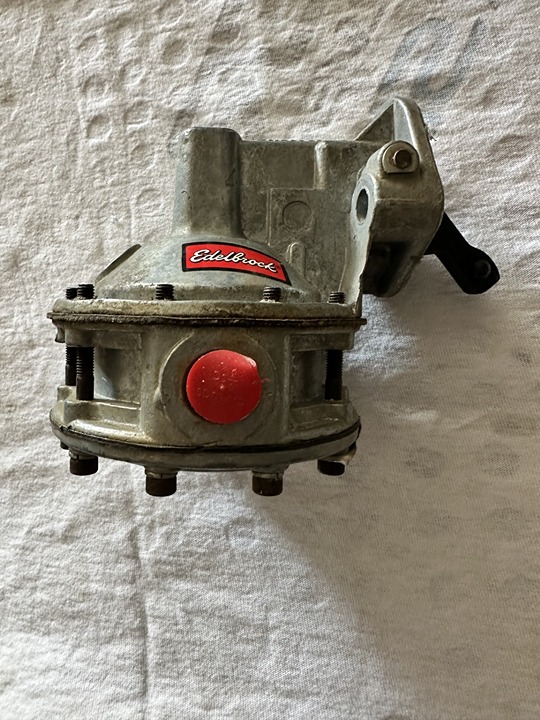 Edelbrock mechanical fuel pump for SBC