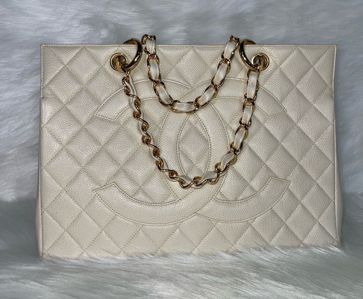 Chanel Timeless Chain Caviar Leather Shoulder Bag