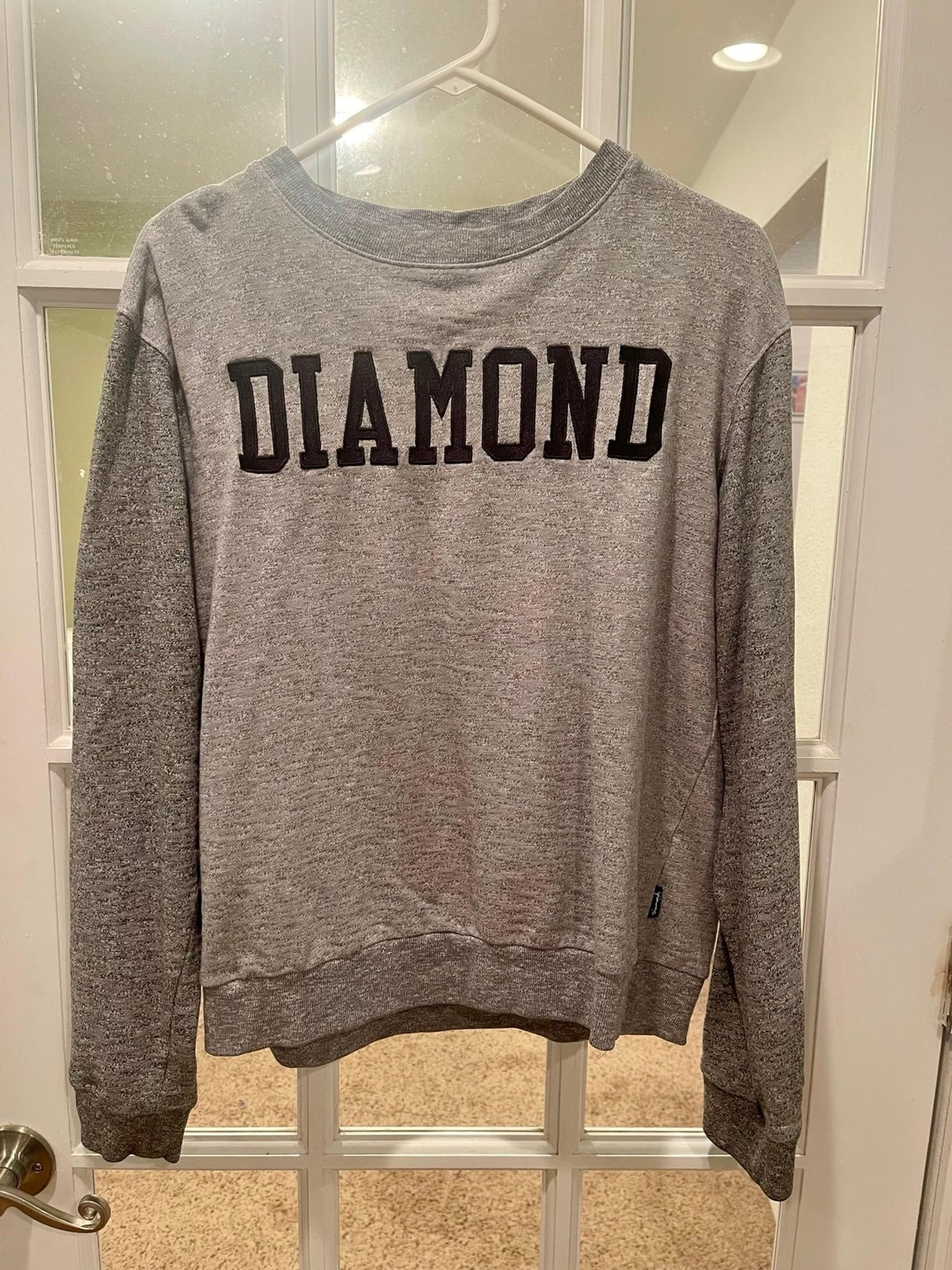 Diamond Supply Co. Men’s size M. Women’s size L.