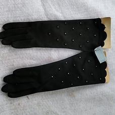 Vintage 1940s black mcm beaded ladies gloves with original tags