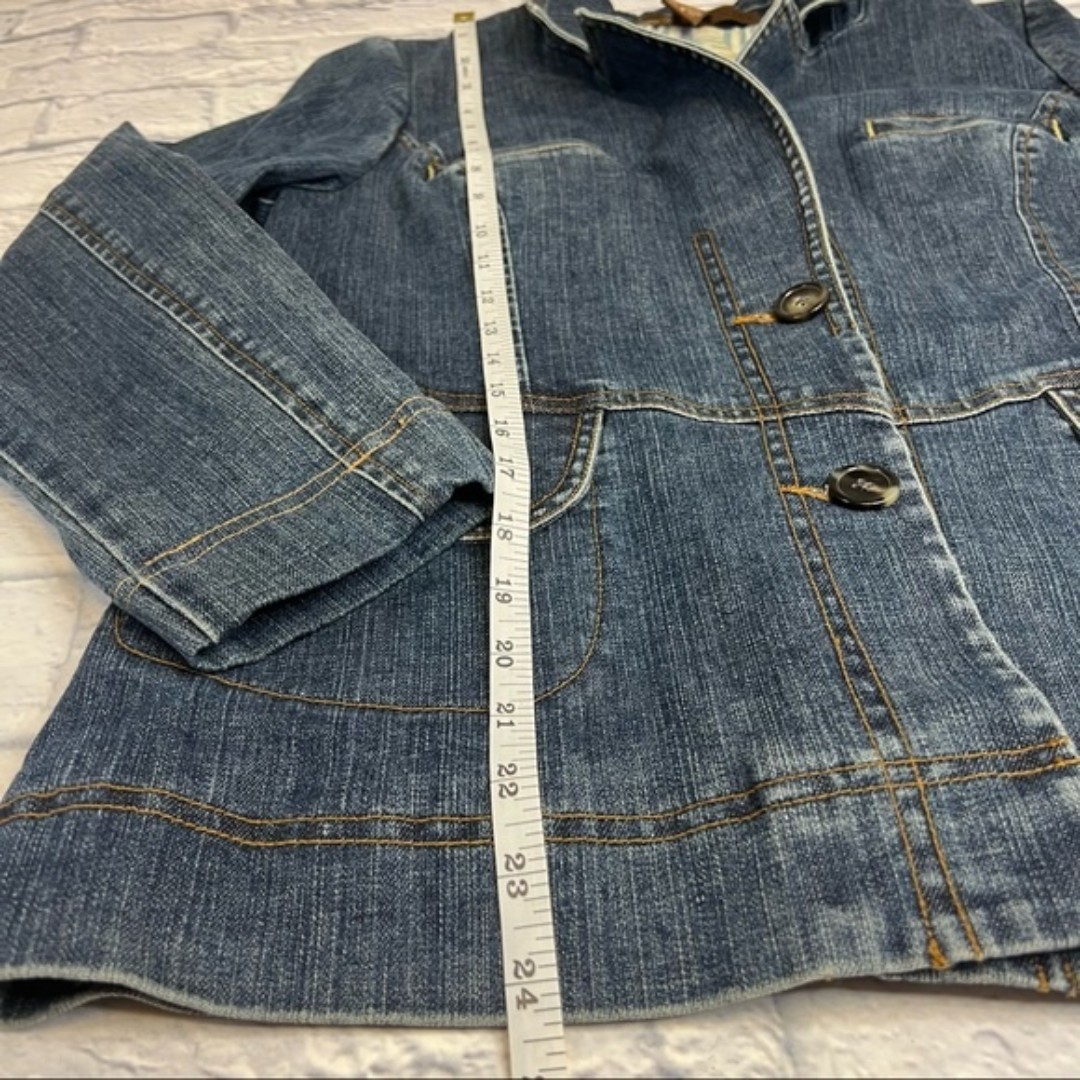 Tommy Bahama denim jacket size 8. shops