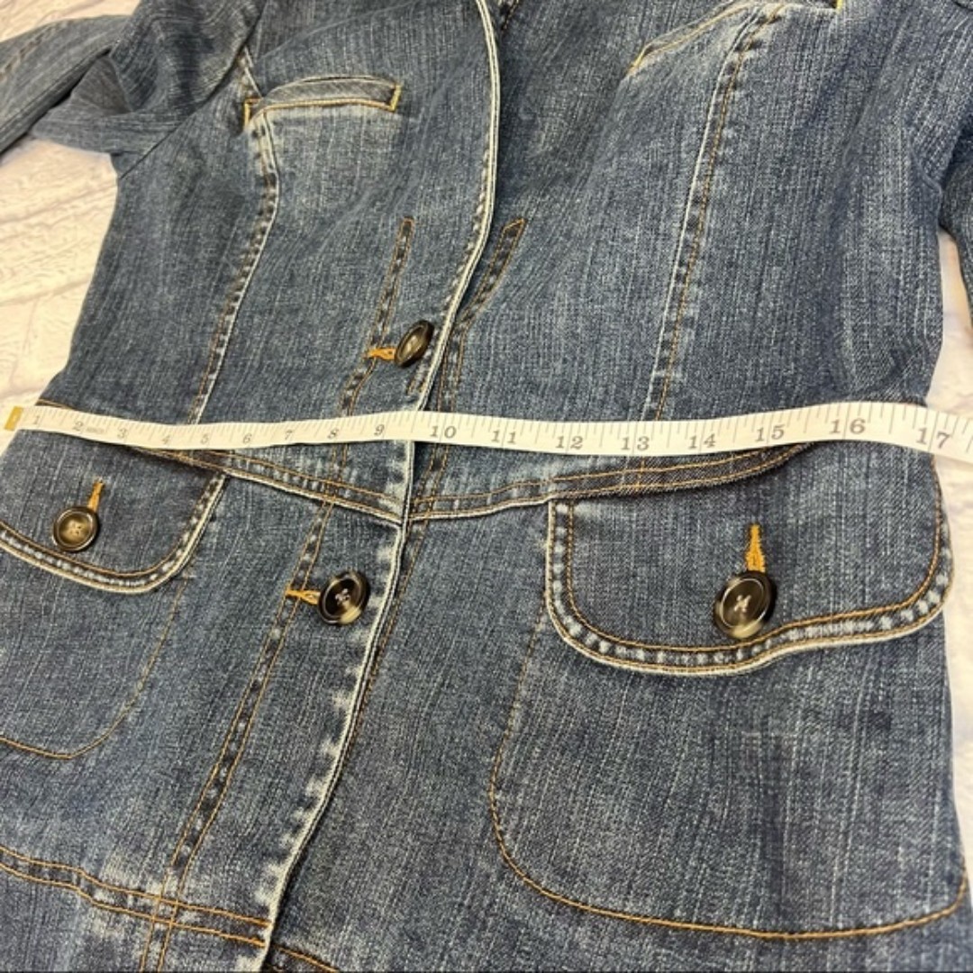 Tommy Bahama denim jacket size 8. shops