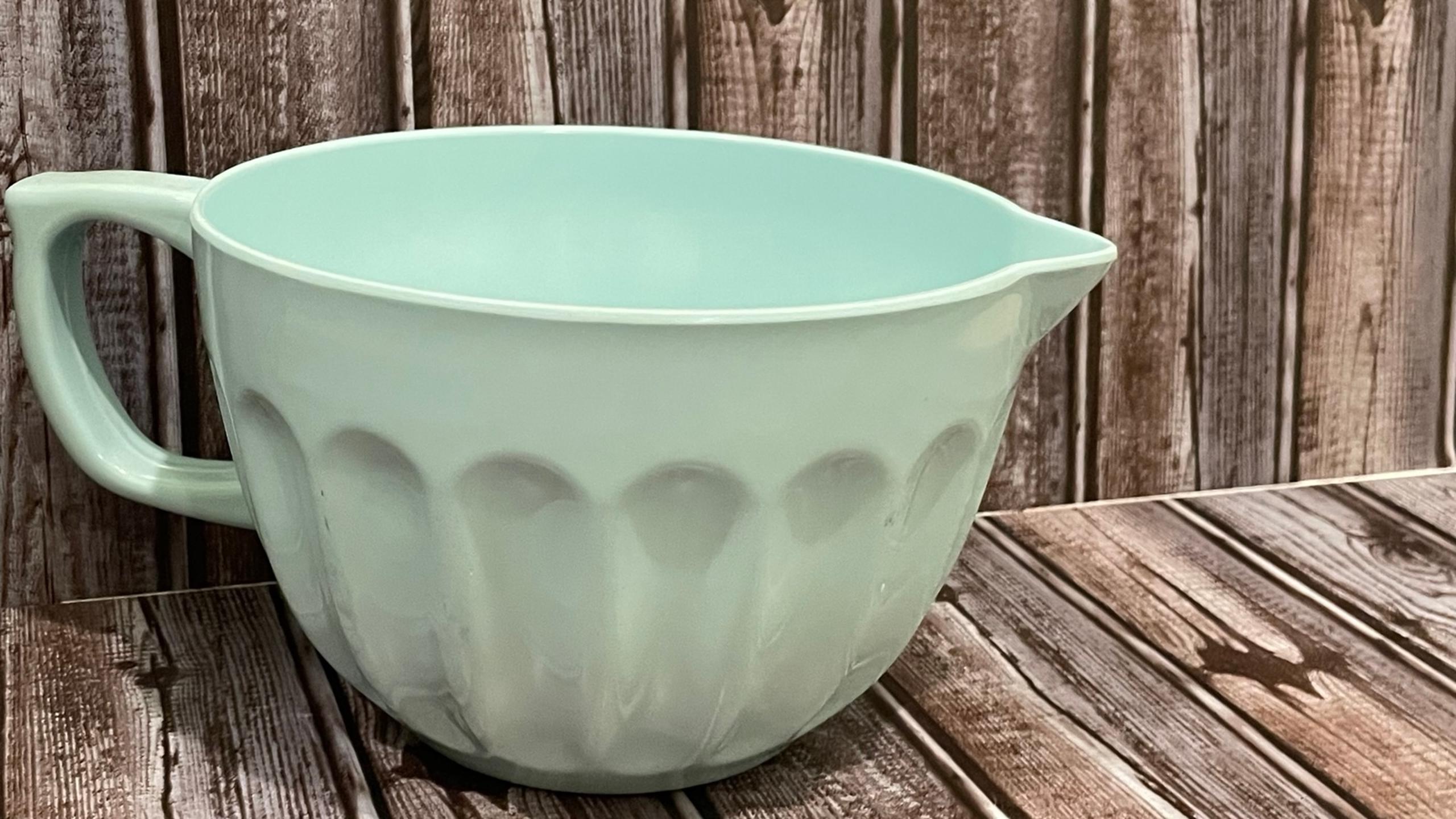 Cynthia Rowley Batter Bowl Mint Green