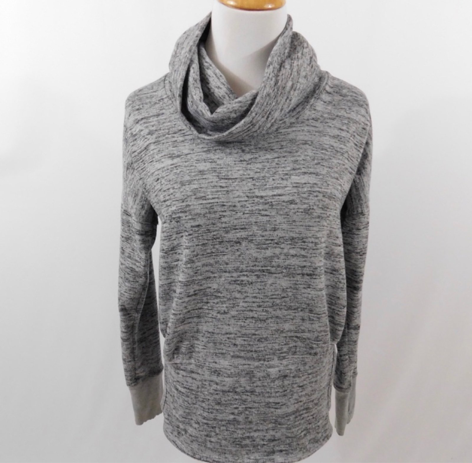 Athleta Pullover