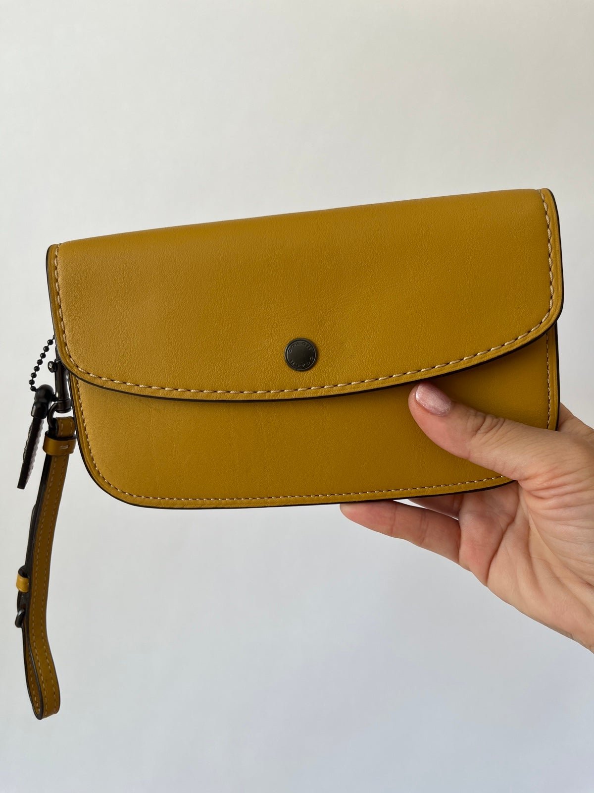 Coach 1941 Clutch Yellow Long wallet 29770