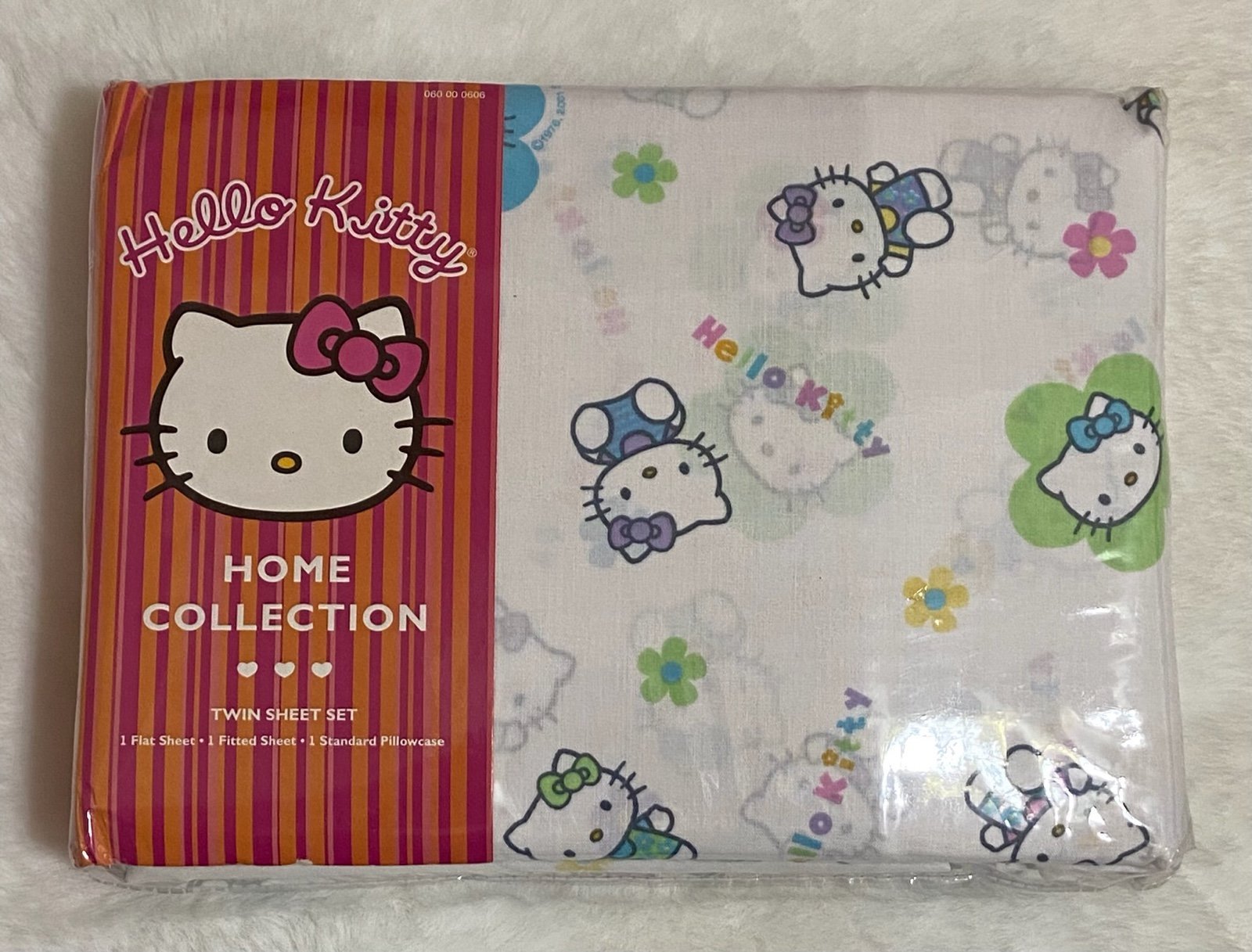 Hello Kitty Sanrio Twin sheet set Pastel Floral New