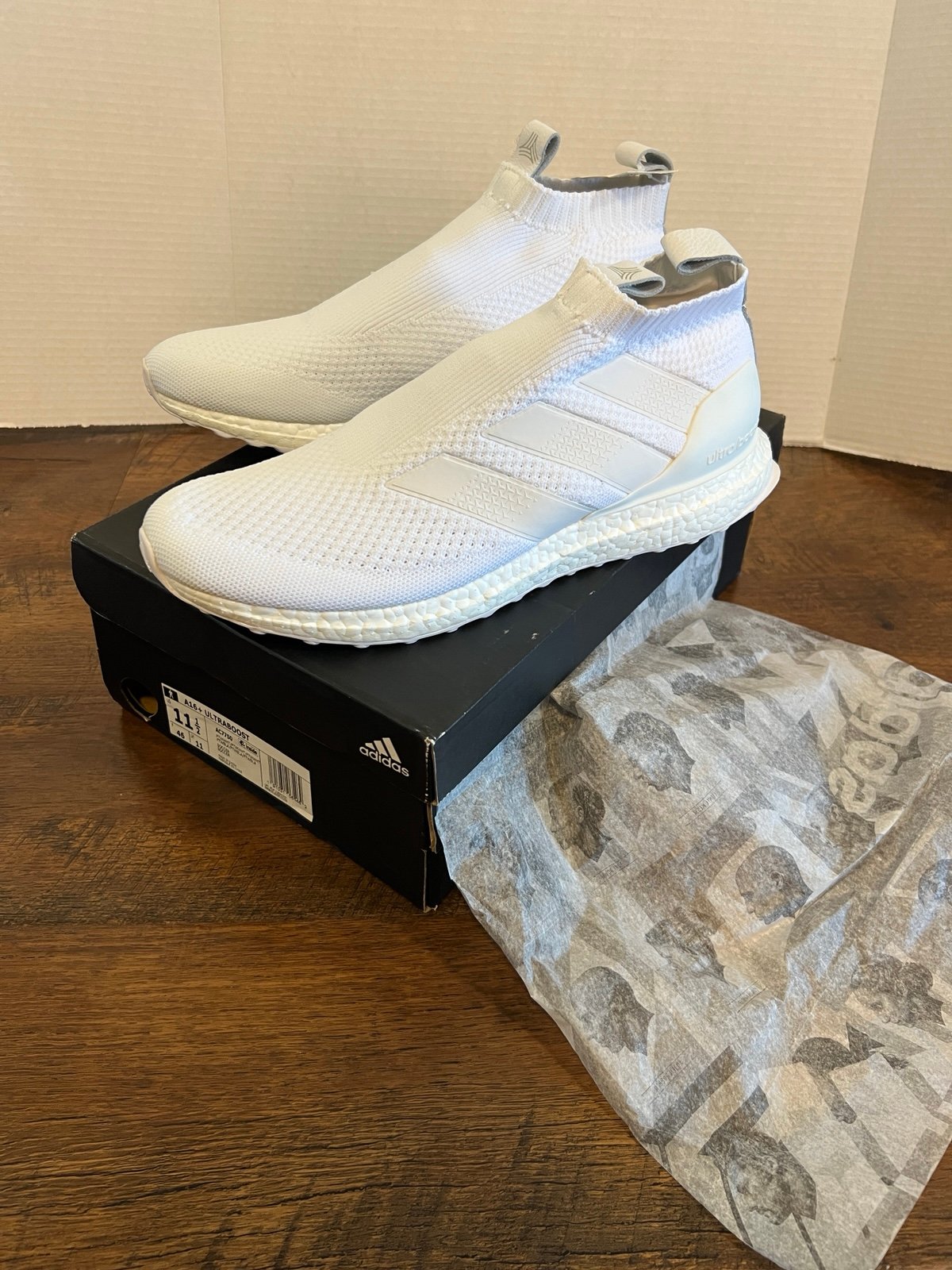 Adidas A16+ Ultra Boost / Size Men 11.5