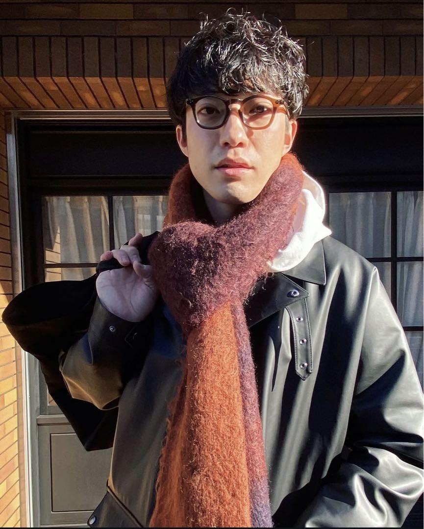 m57839999355_1.jpg