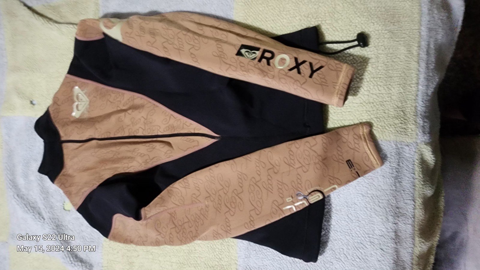 Roxy wetsuit jackets small