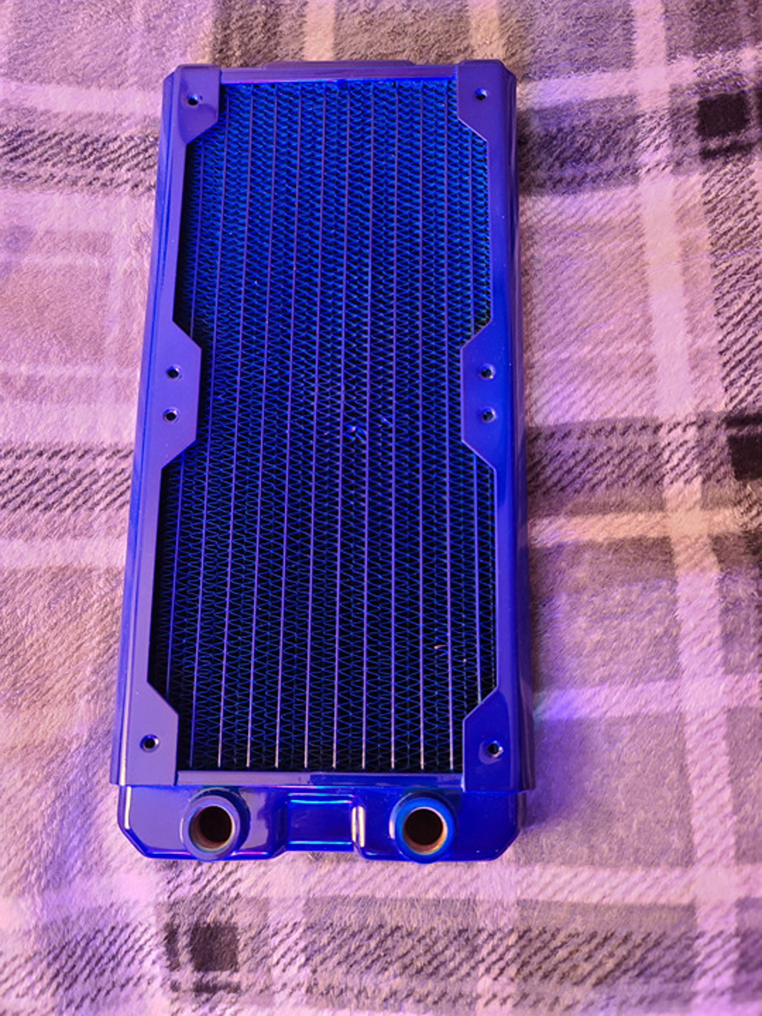 Hardware Labs Black Ice Nemesis 240GTS 120 mm x 2 fan slim form factor two-pass