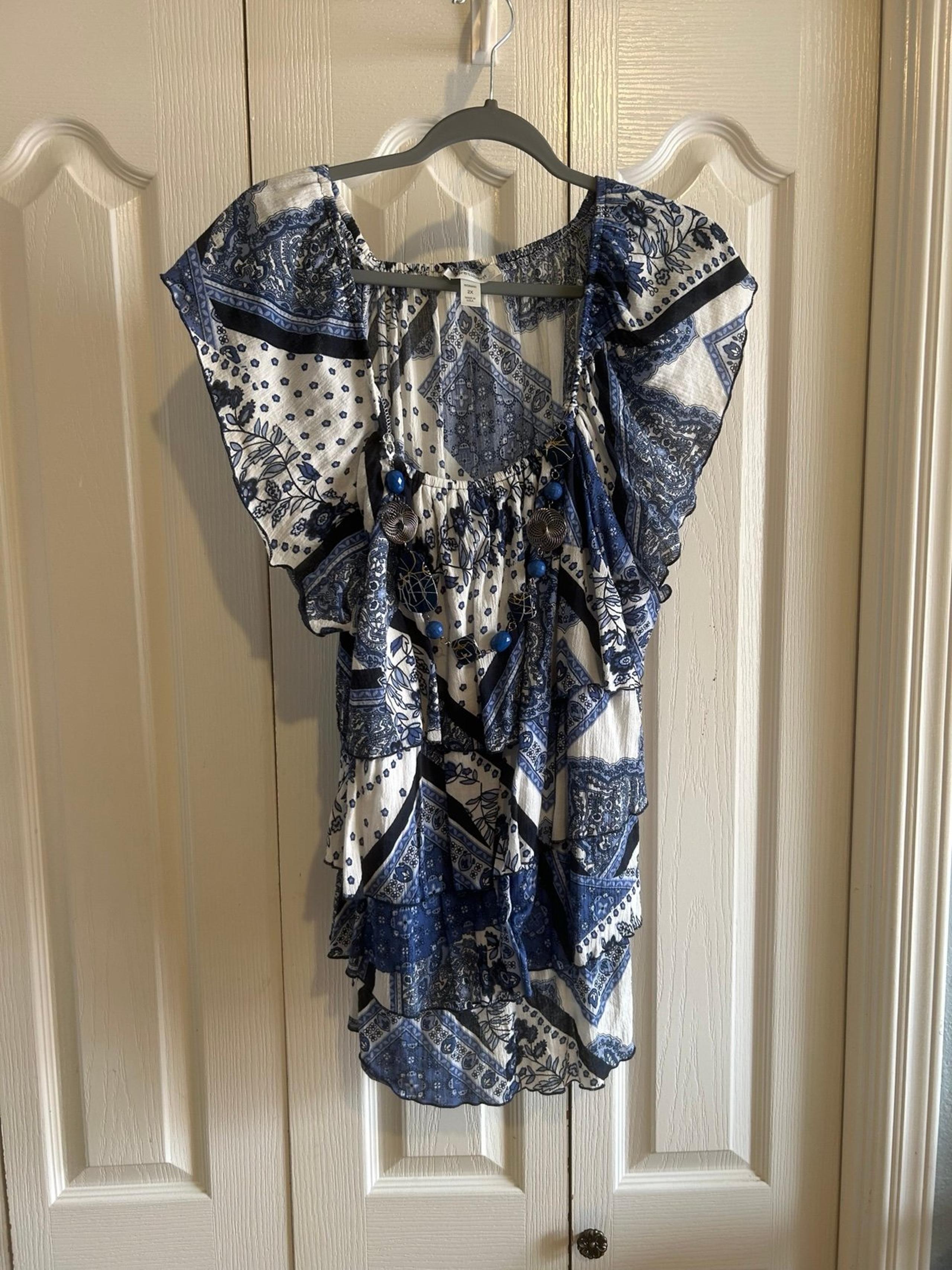Dress Barn Blue Print Layered Blouse w Attached Necklace in Women’s Size 2X NWOT