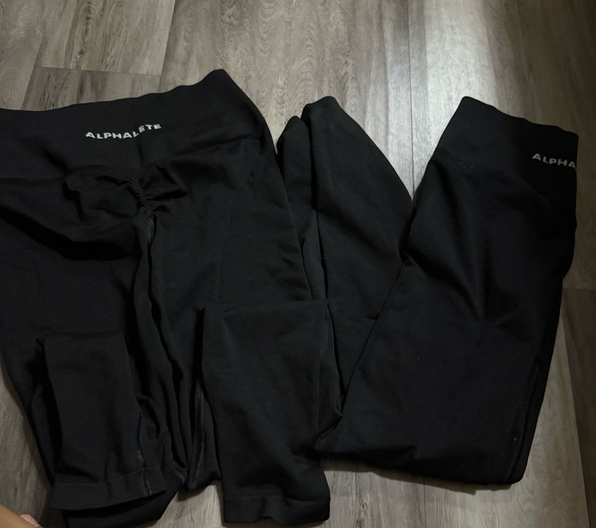 Alphalete Amplify leggings - 2 pairs