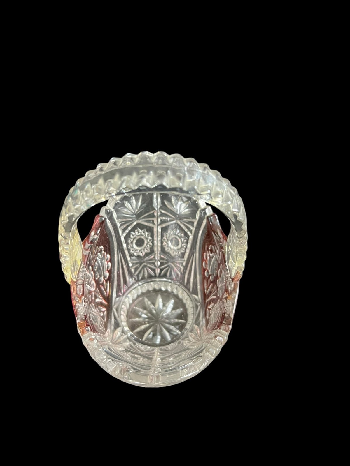 Anna Hutte Bleikristall 24% Lead Crystal Basket Brilliant Ruby Flash Germany. - detail