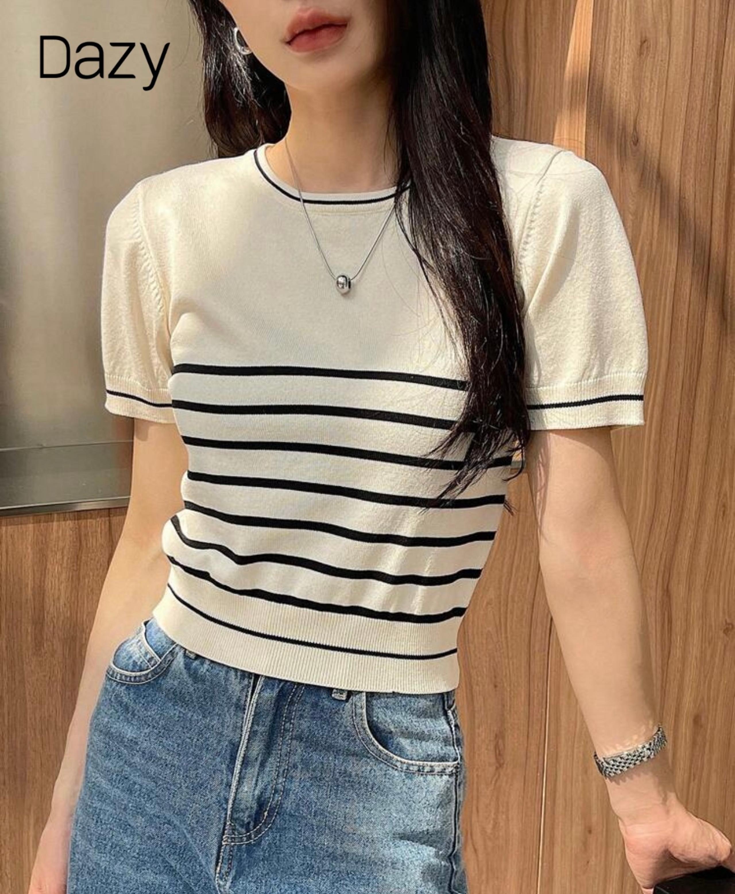 SHEIN DAZY Women's Short
Sleeve Striped Puff Sleeve Knit Top XL