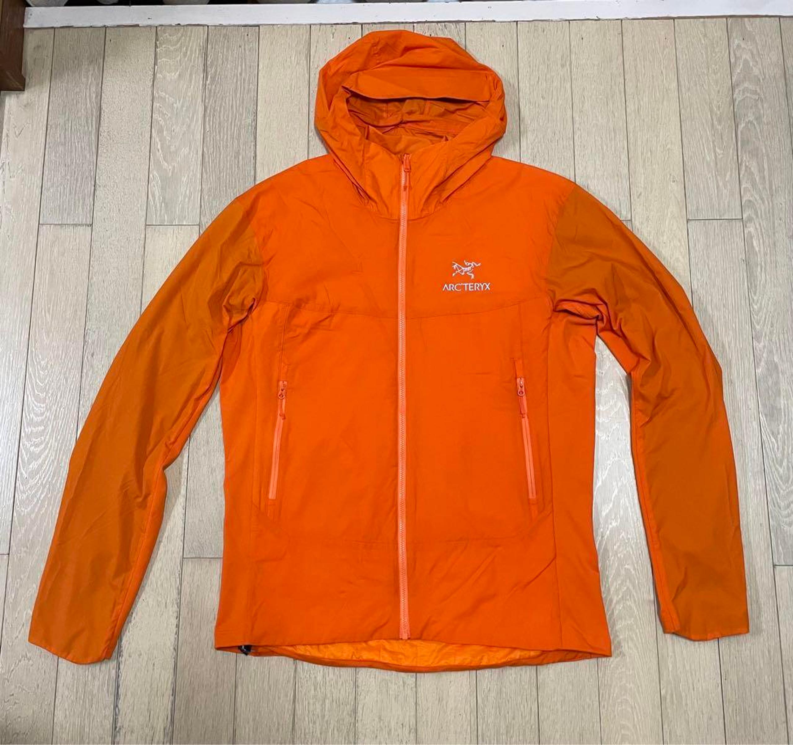 Arc'teryx Atom SL Hoodie, Men's Size M, Orange, Insulated Jacket