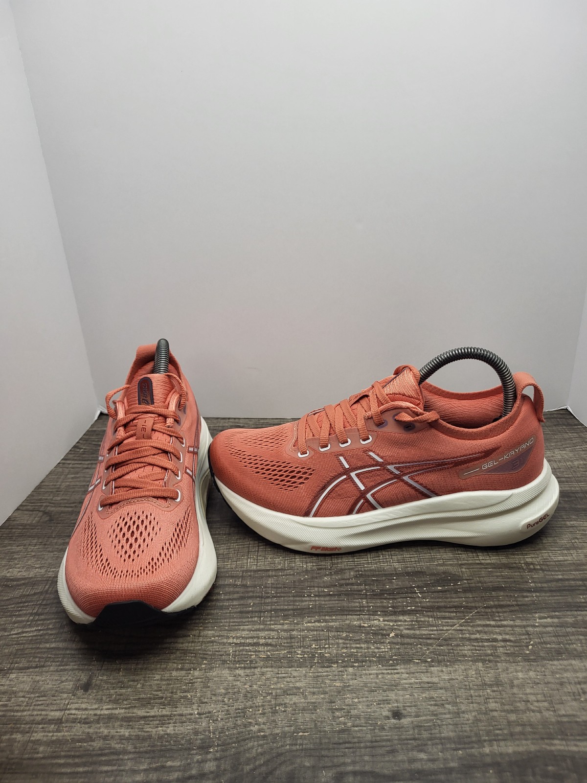 Asics Womens Gel Kayano 31 1012B670 Orange Red Running Shoes Sneakers Size 8