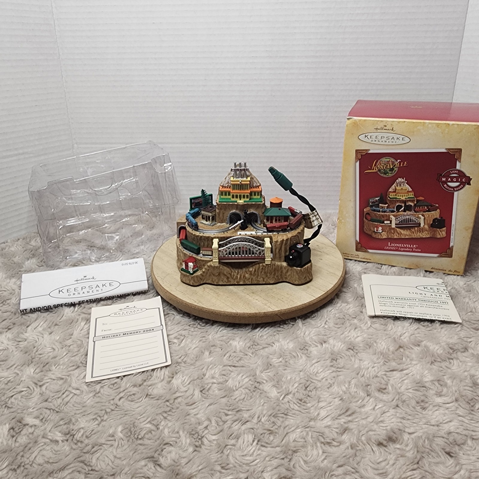 2004 Hallmark Keepsake Lionelville Lionel Legendary Trains Christmas Ornament