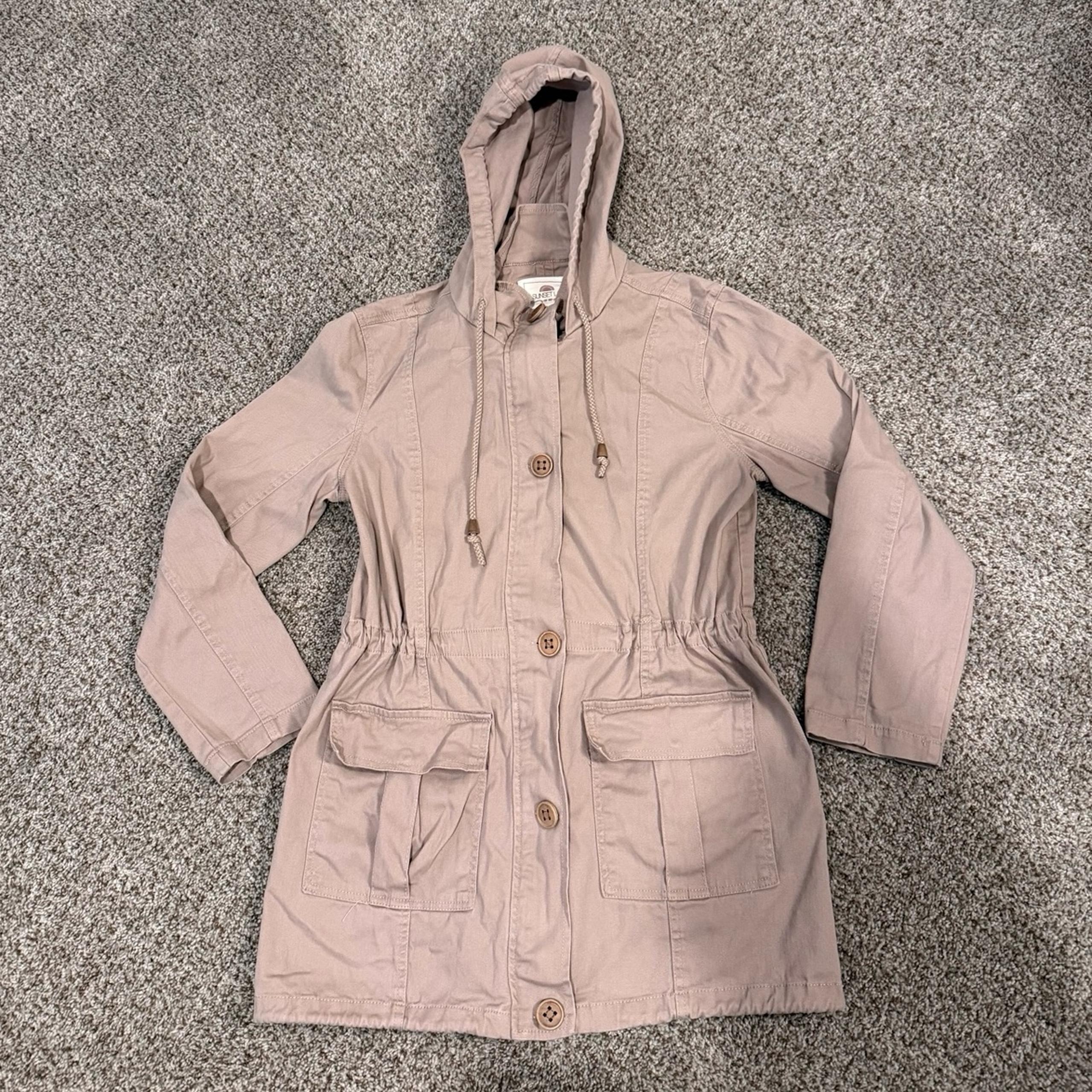 Sunset Lane Tan Trench Coat Women’s Size Medium