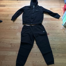 Men's Classic Fit Long Sleeve Crocodile Logo Hoodie and joggers