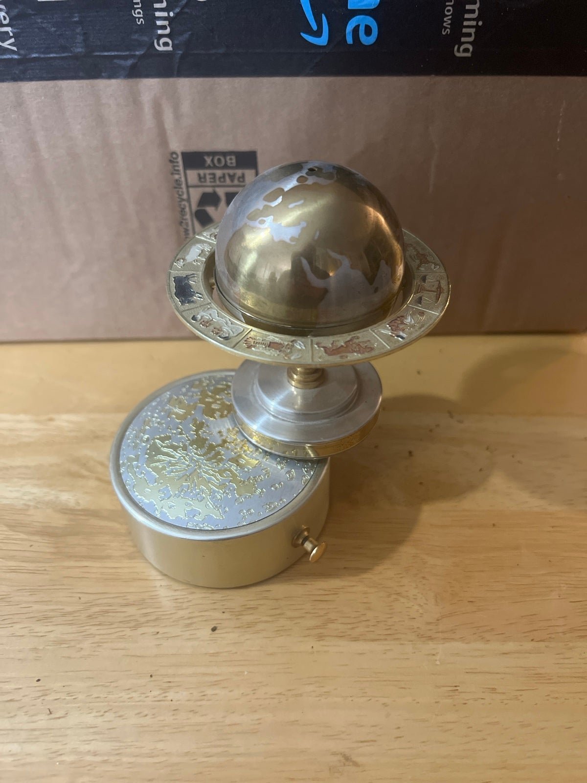 VINTAGE Rotating MUSIC BOX GLOBE
