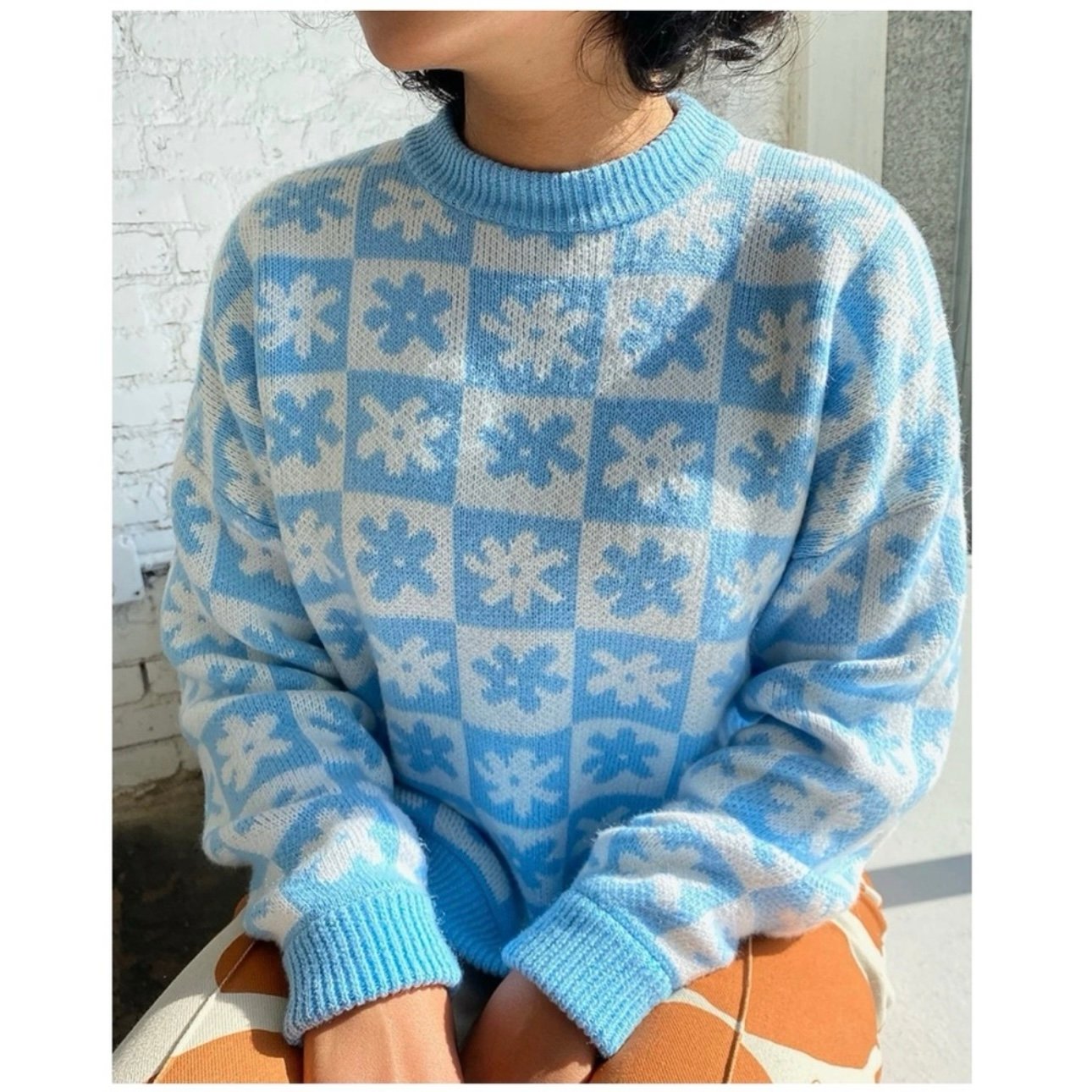 LISA SAYS GAH Emma Sweater, Blue Daisy, M/L