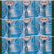 Gillette razor bundle