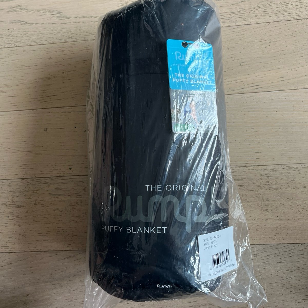 RUMPL Black Puffy Blanket 1 Person 52” x 75”