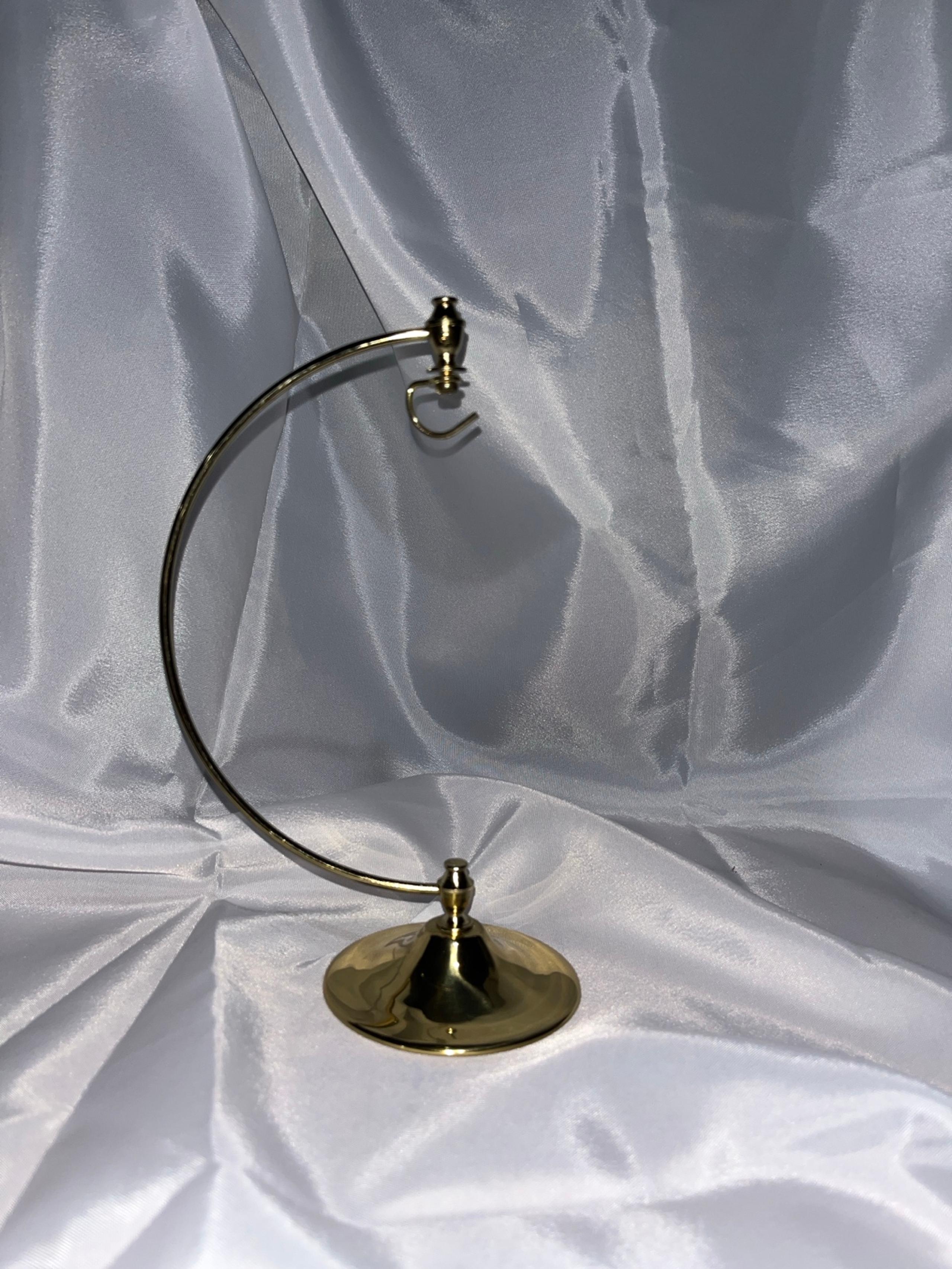 Princess House Ornament Stand