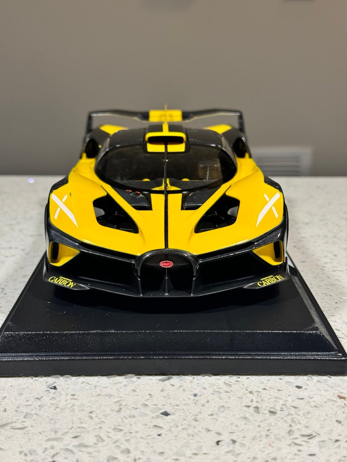 Maisto 1:18 Bugatti Bolide Exclusive Yellow