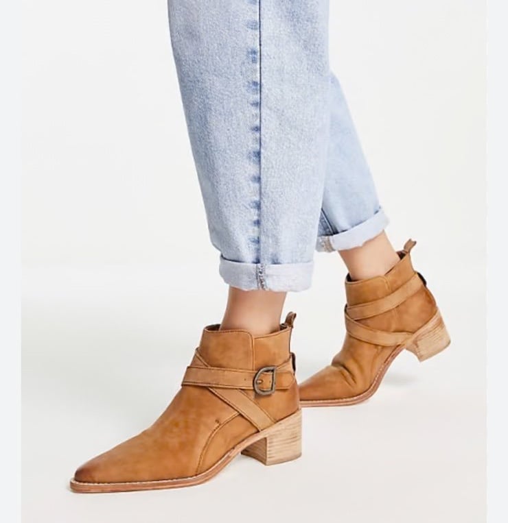 New never worn Free People back loop leather ankle boot
