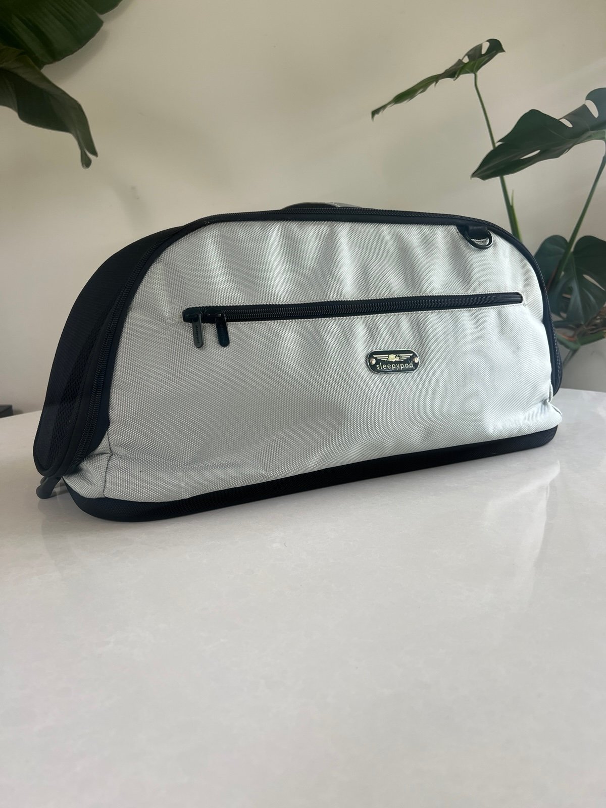 Animal Carrier - Sleepy Pod, Tsa approved
