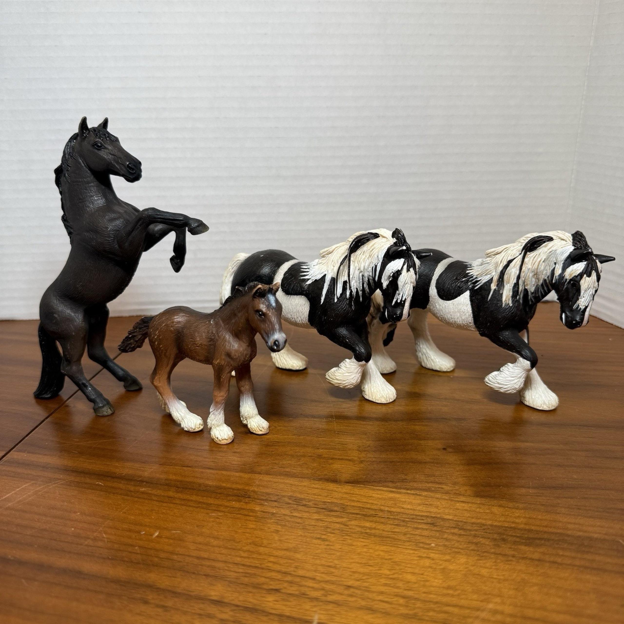 Schleich 2003 Tinker Mare Horse Set 2 Clydesdales, Black Stallion, & Colt