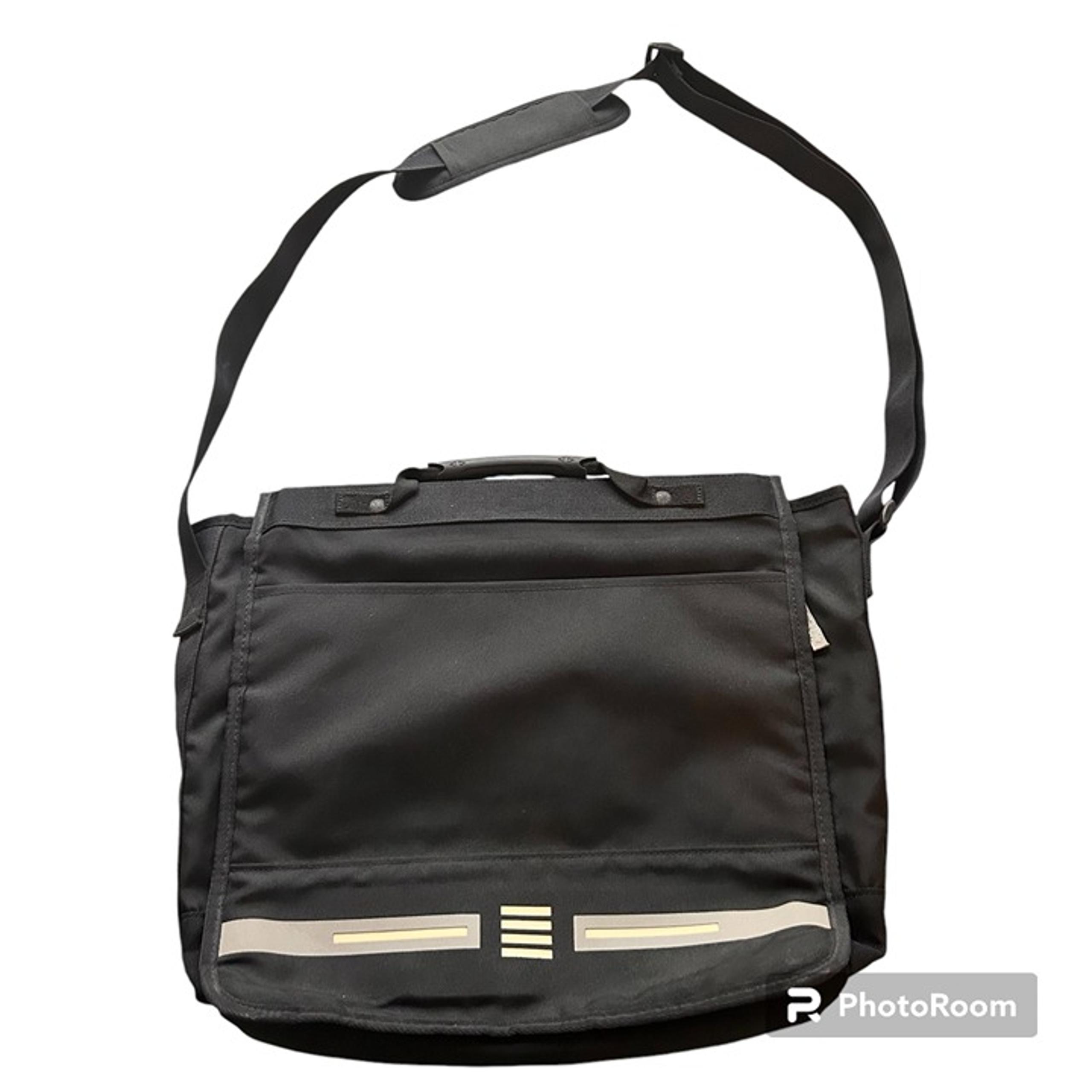 Lands End Messenger Bag Padded Shoulder Laptop Computer Tote Storage Business in