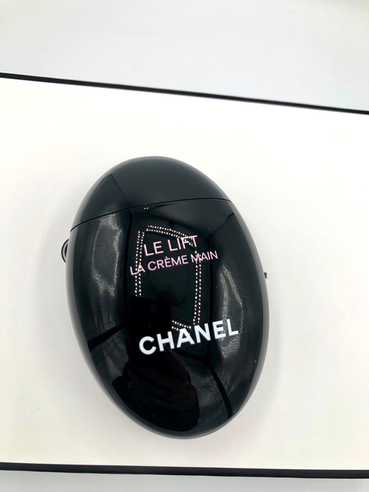 Chanel Le Lift La Creme Main Hand Creams