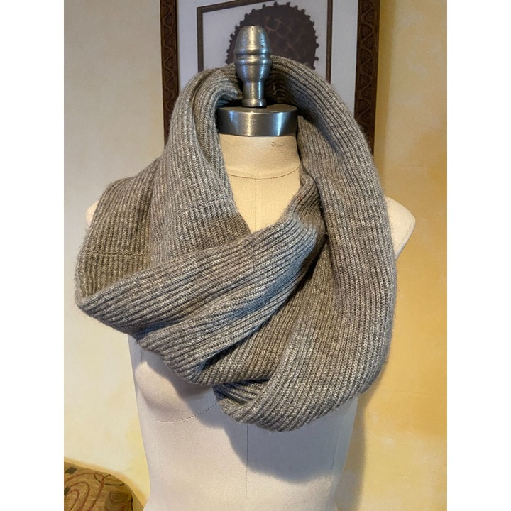 J.Crew 100% Cashmere Gray Shrug Ribbed Scarf