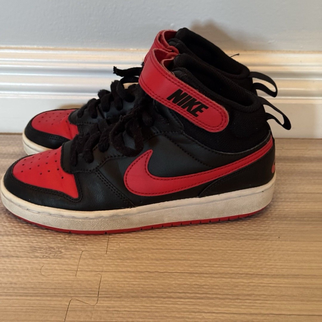 Big Kid's Nike Court Borough Mid 3.5 (GS) University Red/Black-White CD7782 602